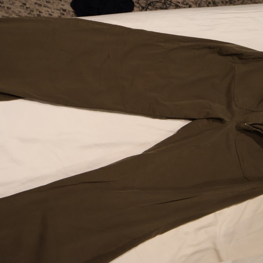 J. Crew Women's Olive Green Cropped Utility Pants - Picture 3 of 3